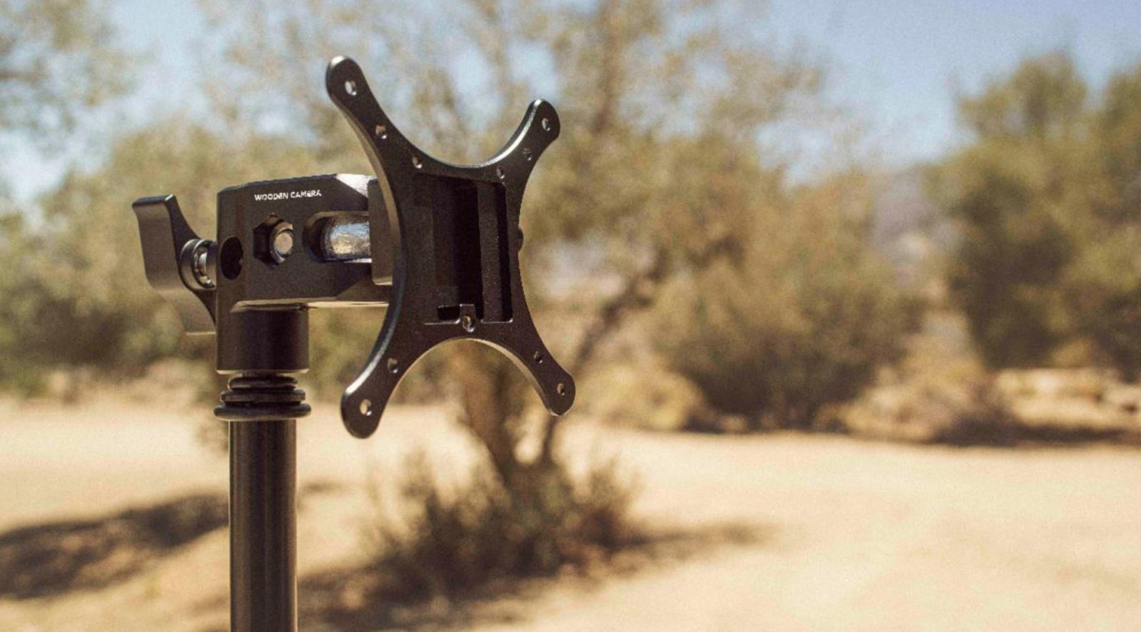 The Guild of Television Camera Professionals Wooden Camera releases new Ultra QR articulating